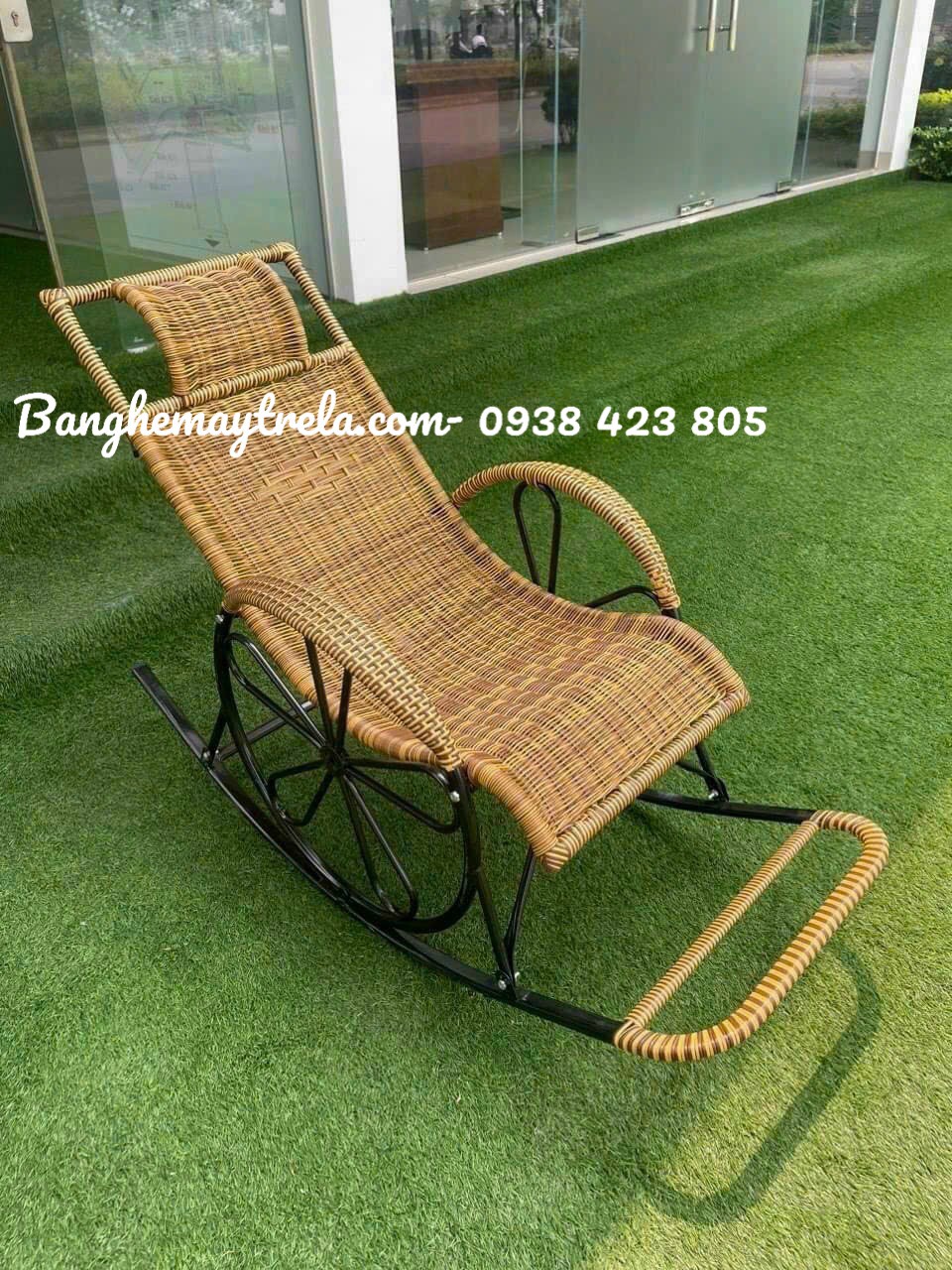 Ghế bập bênh mây nhựa giá rẻ